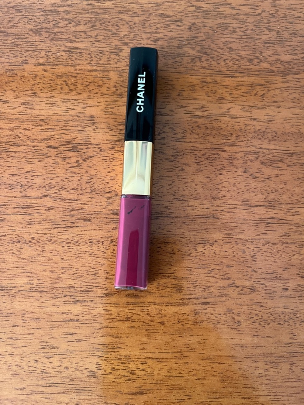 Chanel - LE ROUGE DUO ULTRA TENUE
ULTRA WEAR. Milky Blueberry 102. New